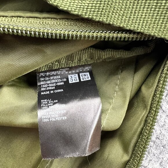 UNIQLO Lot of 2 Nylon Crescent Sling Crossbody Bags Beige & Olive Green - Picture 3 of 7